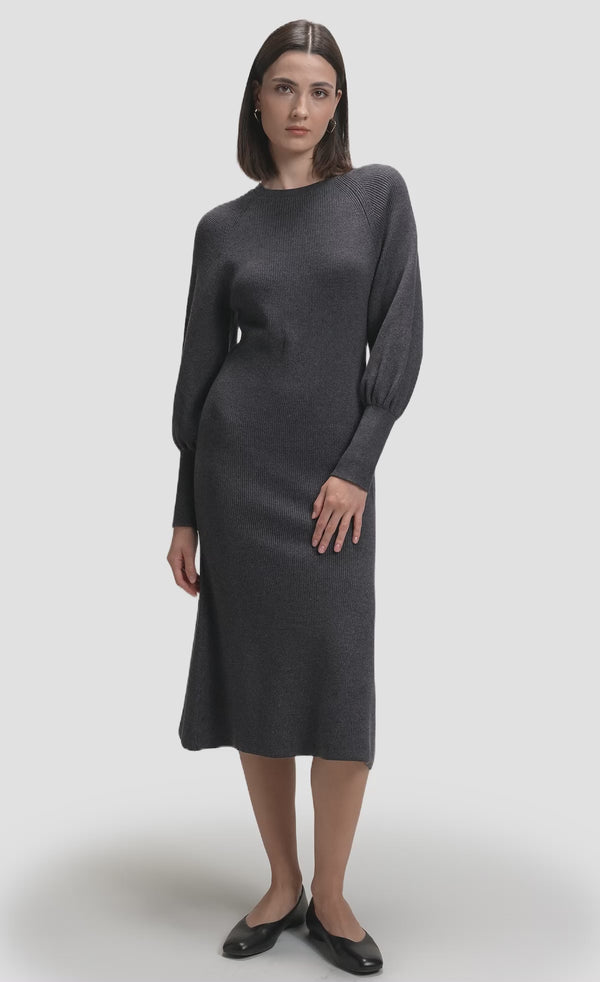 Nawá Black Grey Knit Midi Dress video